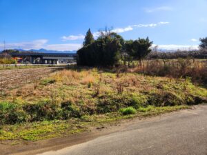 耕作放棄地の整地と除草